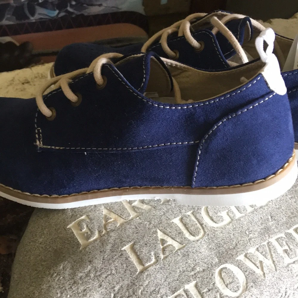 Kids Navy Blue SHOES Lace Up Dress Sneakers size 2